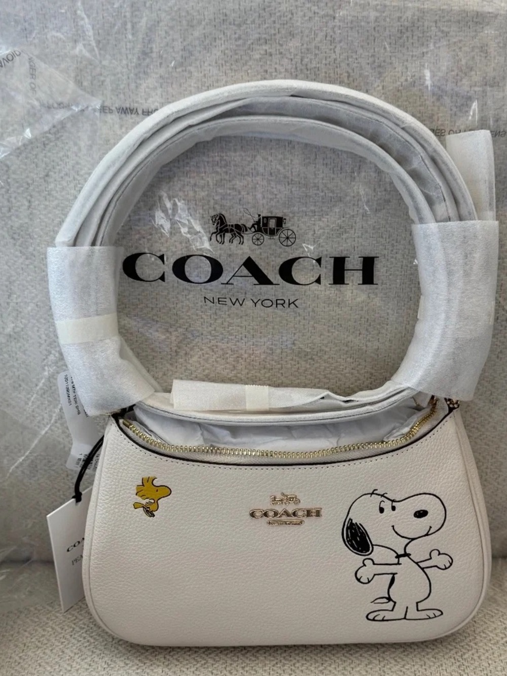 Coach X Peanuts Teri white shoulder bag with Snoopy pattern